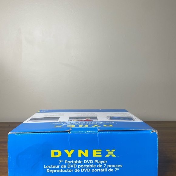 Dynex DX-PDVD7 Portable DVD Player 7" Silver New Open Box Tested Works - Picture 7 of 15